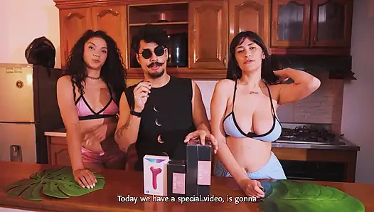 Making This 2 Georgeous Cum with Some Help (badpeach Toys Review)