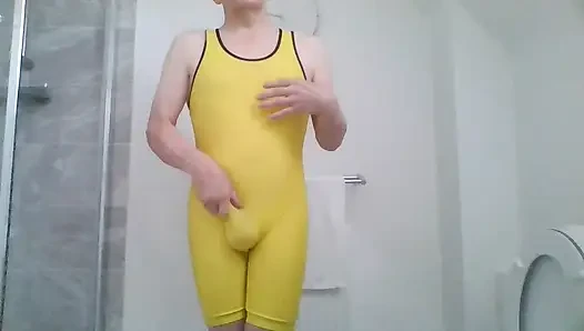 Wank in New singlet