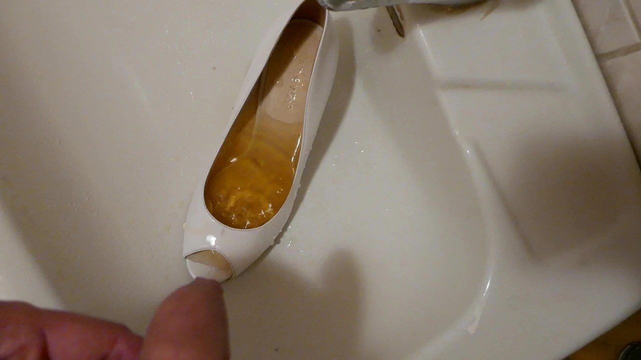 Piss in wifes white high heeled peep toe