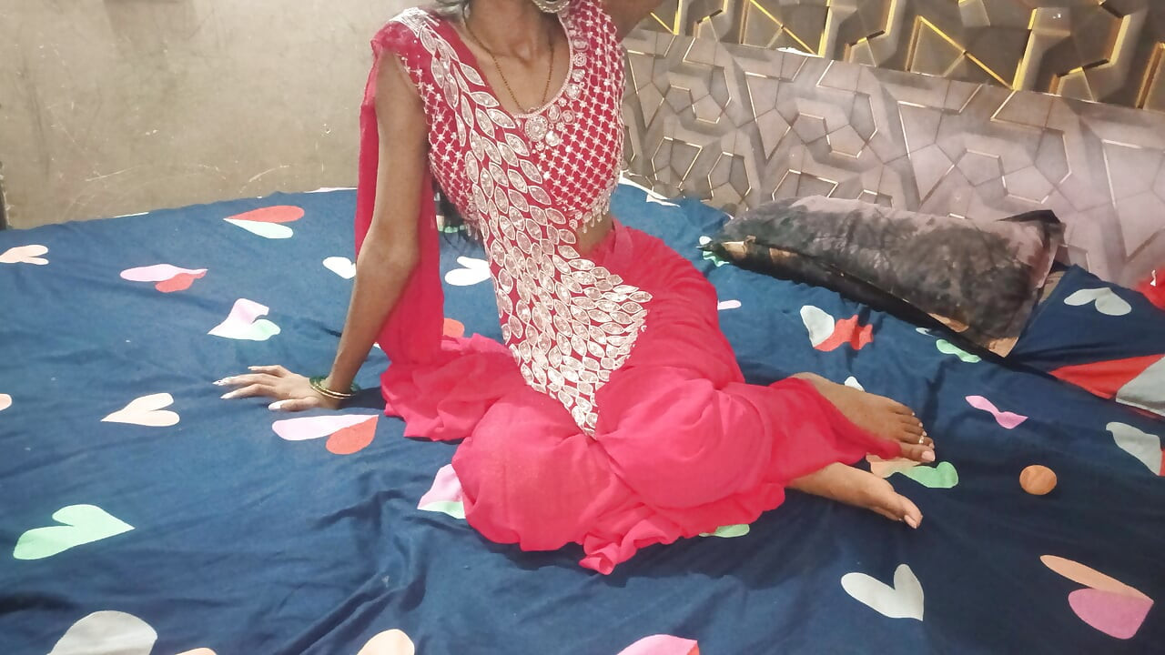 Muje chudne jada chusne me maja ata hai koi hai jo apna mota lund chushany