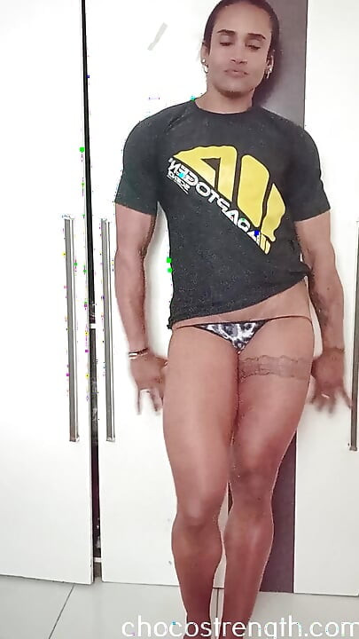 جسم خشب الأبنوس الممزق مصنوع للعبادة