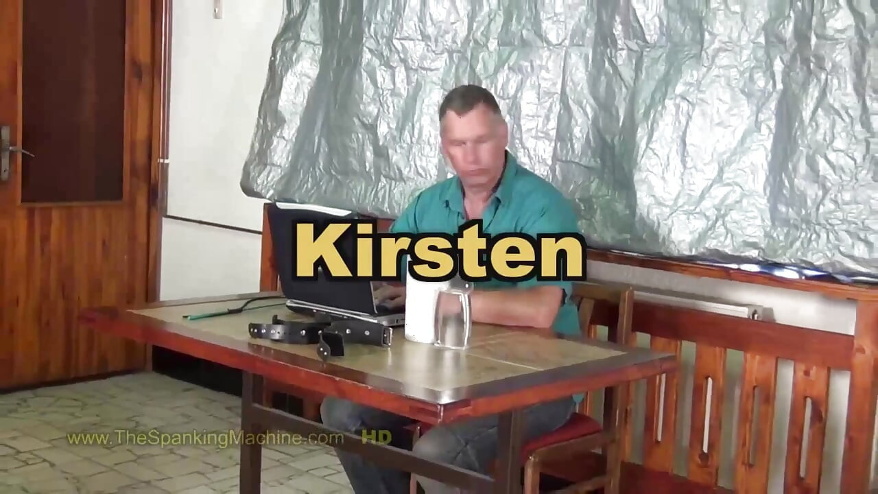 Kirsten machine à fesser - fouet de cul