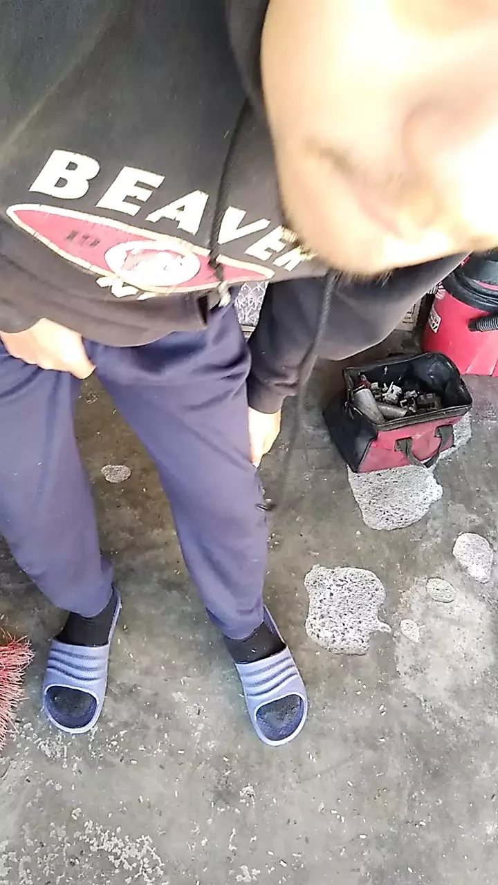 在我家门口拔出我的鸡巴