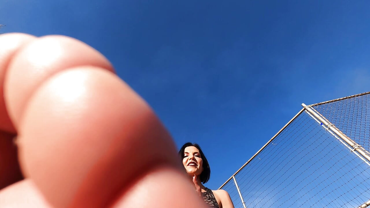 Public Foot Sniffer!