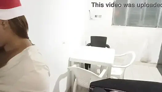 Latin kız arkadaşımın yarağımı emiyor ev yapımı videosu