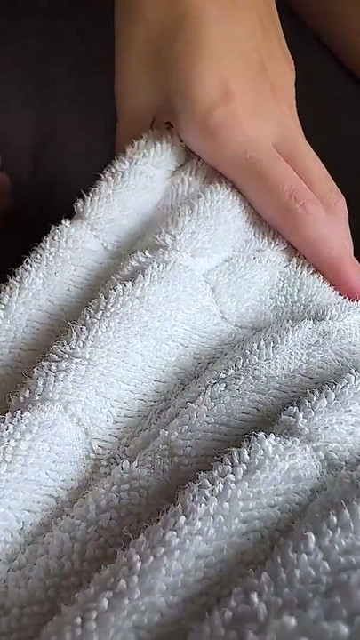🤤 Have you've seen these BIG NIPPLES before? They're awsome as her pritty close up anal | Clip 1