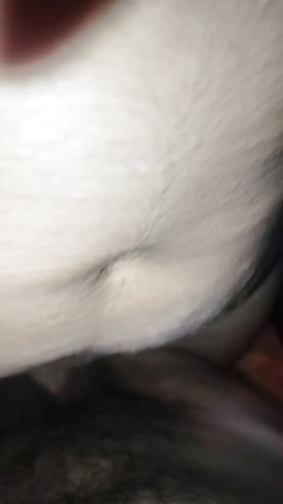 Riya sing Kisses on Her Boob and belly button for Your Pleasure