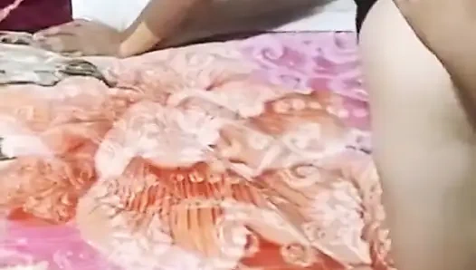 Tunuslu kız Arap 19 yaşında