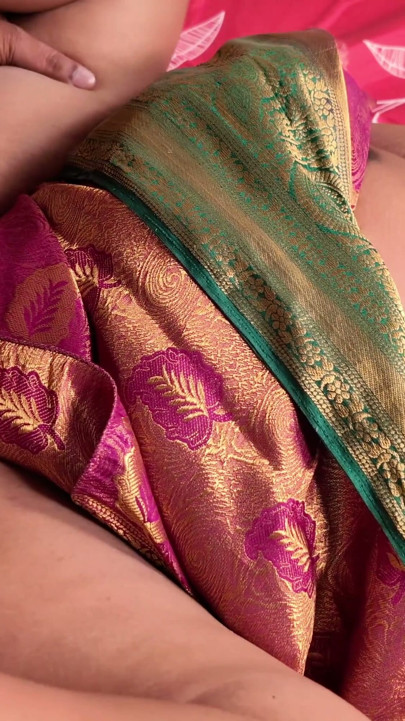 Indisk nygift tjej vill ha hårdhänt knull - fullt hindi -ljud | Klippa 3