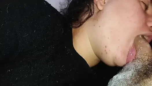 EXTREME CREAMPIE, FILLING THIS LITTLE MOUTH WITH SO MUCH CUM