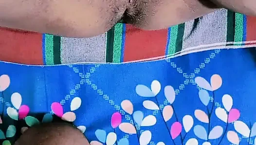 Desi milf bhabhi tiefer blowjob &muschi hart von Devar gefickt - selbstgedrehter heißer sex