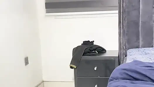 2 große schwänze für zierliche dünne schlanke schlampe