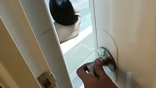Beautiful Asian bathtub sex