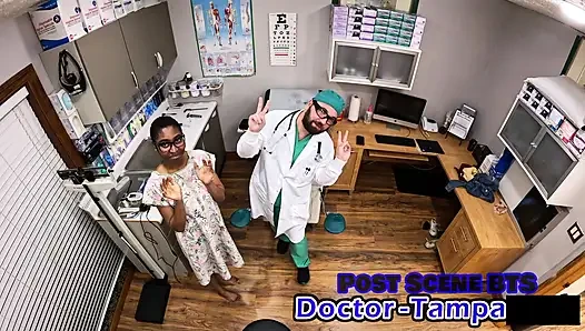 Dr tampa - fisik pintu masuk universitas tampa - daisy mynx