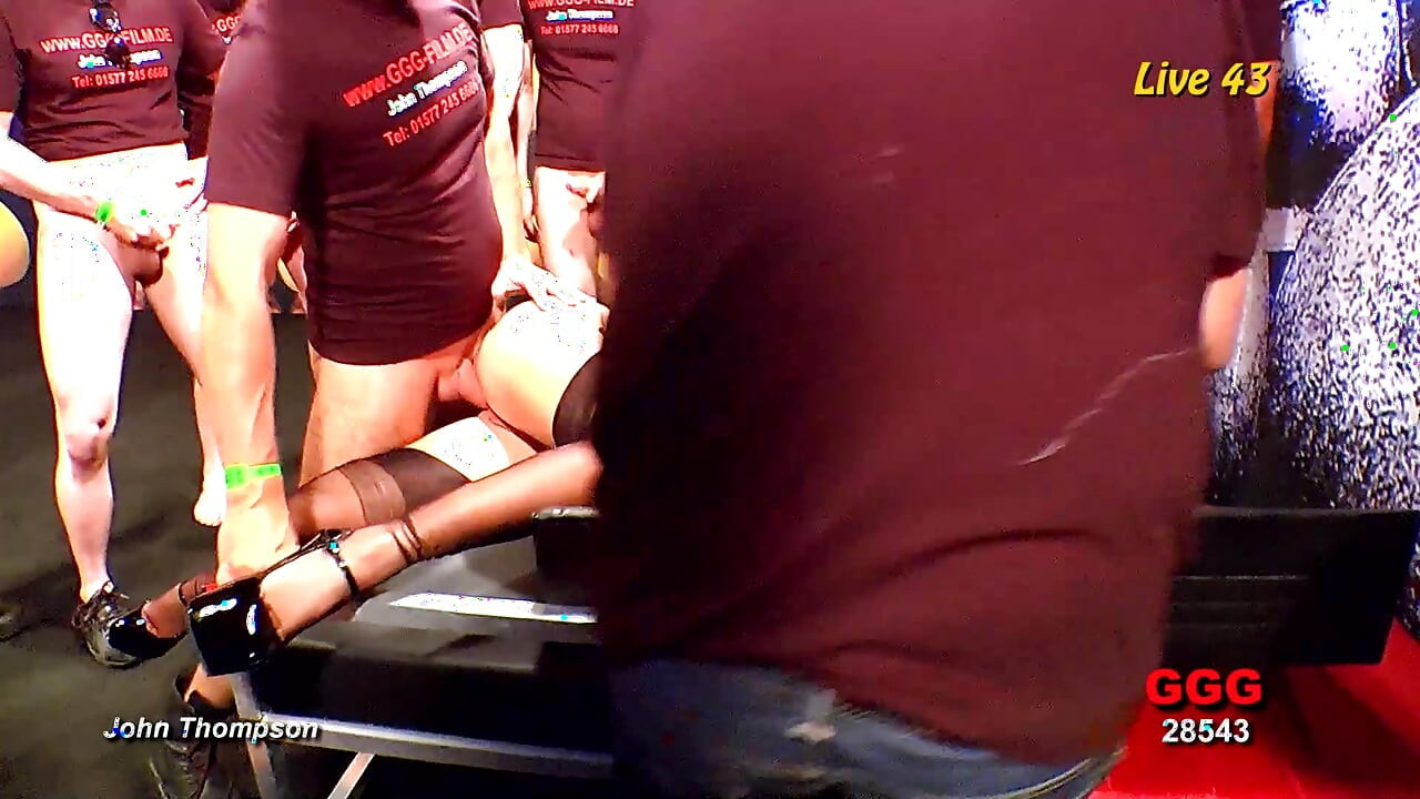 Pretty Teen Babe in Bukkake Gangbang Ggg John Thompson