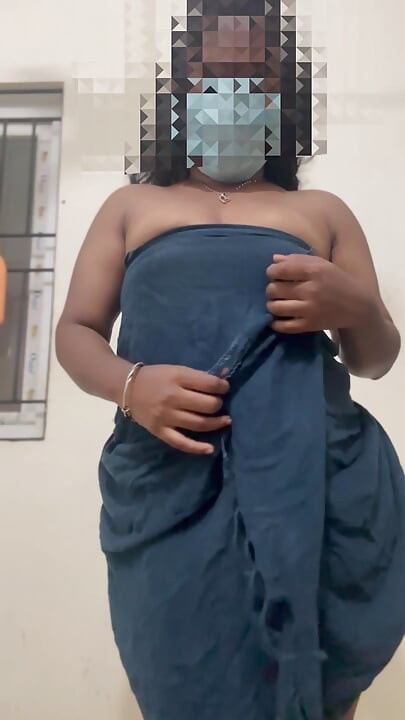 Desi tamil girl seducing clear audio part-1