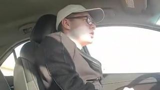 A guy can multitask: driving and jerking