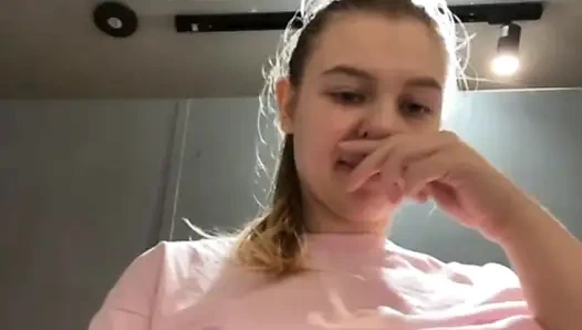 Masturbating in the gym with jucielussie