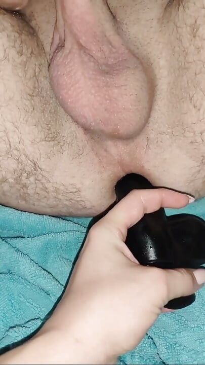 I fuck my husband with a bottle and a big black cock.
