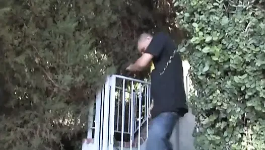 Toket besar seksi suka kontol besar di memeknya suka di mulut... Threesome dobel penetrasi