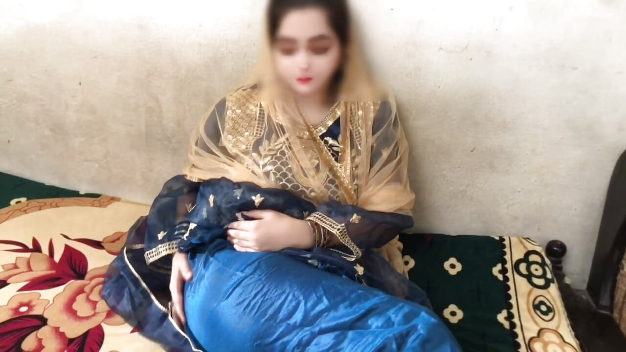 Desi Pyasi Bhabhi Ka Secret Hardcore Sex With Boyfriend  Indian Housewife Ko Choda Hard | Full HD"