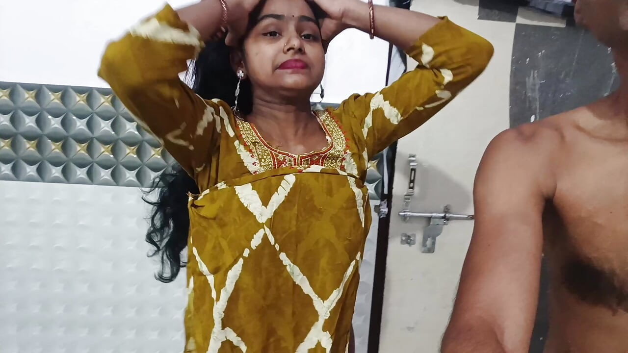 Viral mms desi cute bhabi bunda fodida por vizinho secretamente