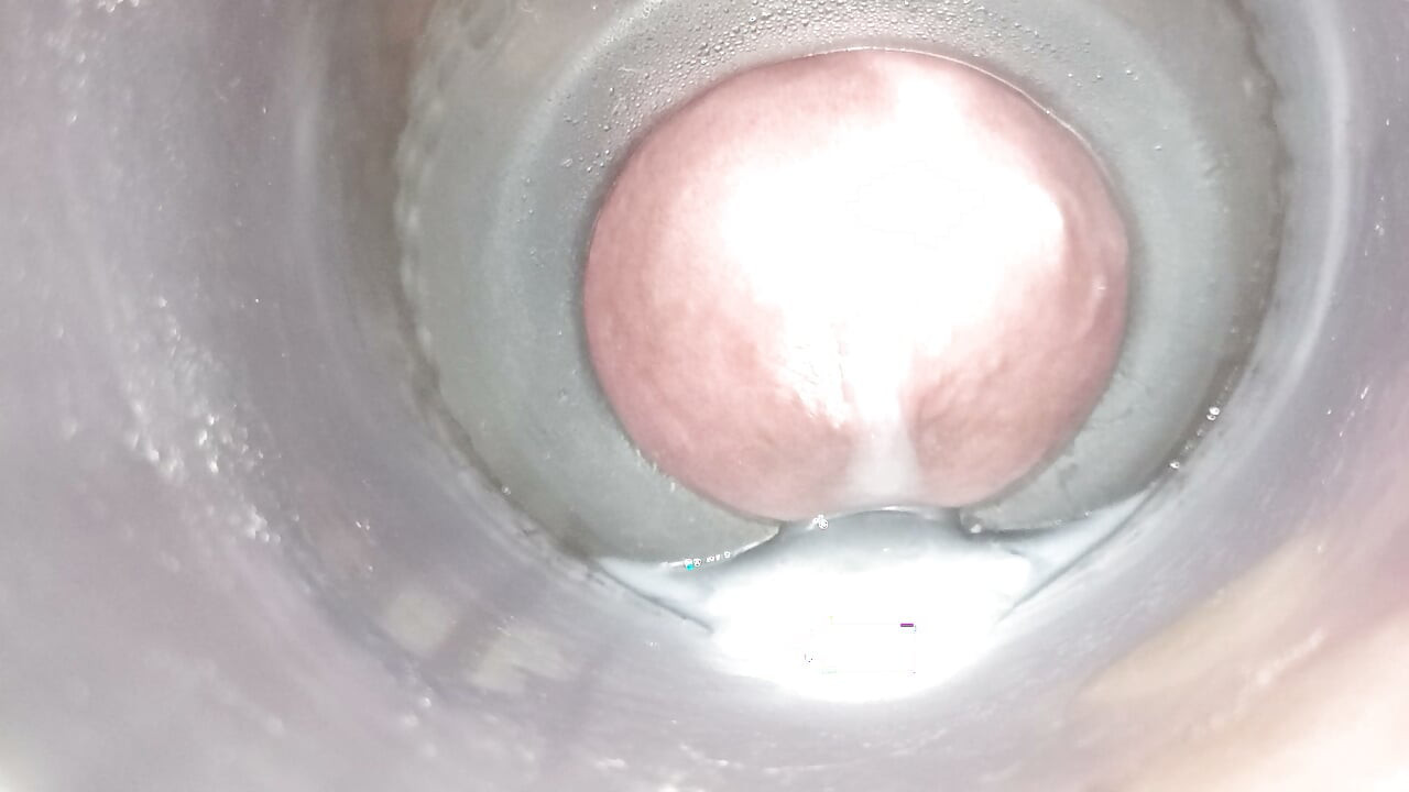Tampilan internal: vulva berkedut dan ejakulasi 6