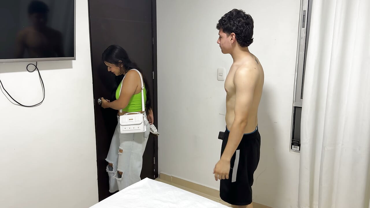 My stepsister finds out that I'm smelling her rich panties, so she asks me to penetrate her until I cum in her.