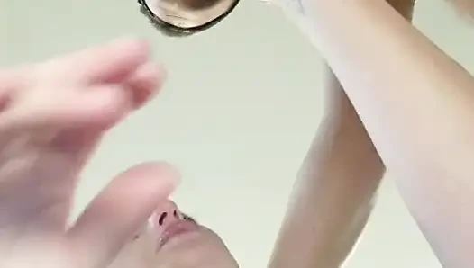 Güzel esmer her şeyi alıyor!