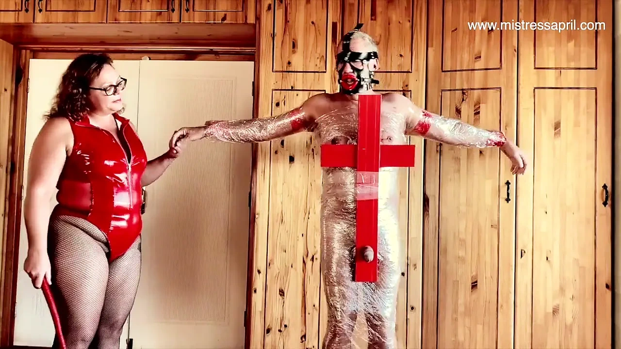 Dominatrix mistress April slave sacrifice