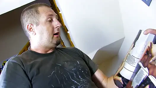 Luna жестко трахают в тройничке