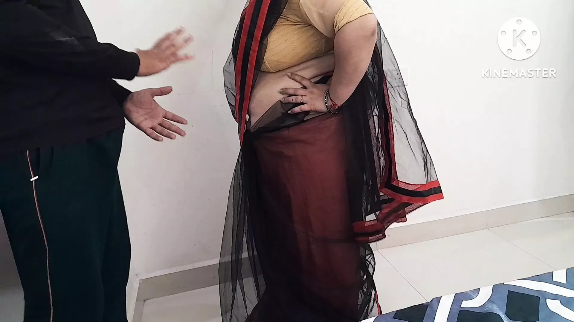 TAILOR MASTER FUCK BHABHI AT HOME IN HINDI AUDIO