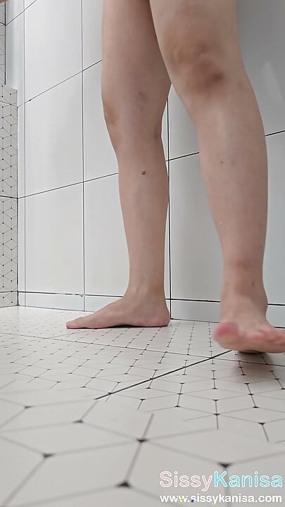 Sissy Kanisa Is Fingering Her Ass Hole While Taking Shower