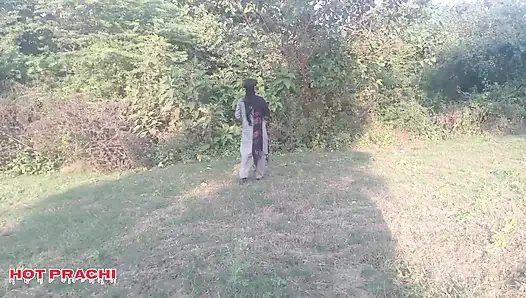 Desi Village Hot Teen Girl Fucking Outdoor In Jungle, Desi village girl fucking her boyfriend in outdoor viral video xxx