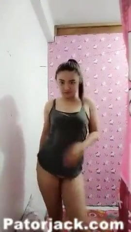 Filipina Angelica Serafica Tease dance