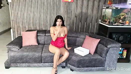 Klein, aber unmöglich aufzuhören anzusehen