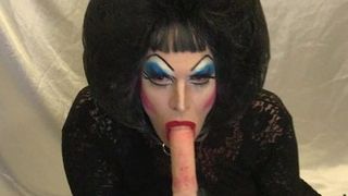 Drag queen slut inicia la webcam con un maestro!