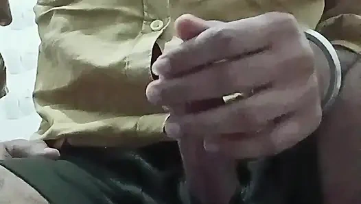 Bersenang-senang masturbasi