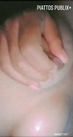Fingring mo ko daddy sa kwarto