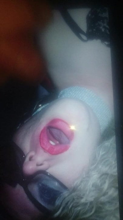 Vanessa loves cum
