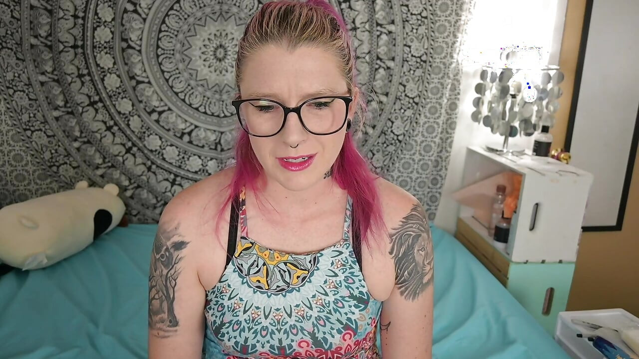 Stepsister's First Poophole Fuck