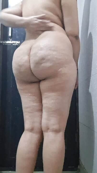 Hot sexy right finger in anal hard bathing