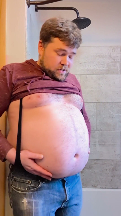 Talking about my Growing Belly and Getting Fatter | Clip 1