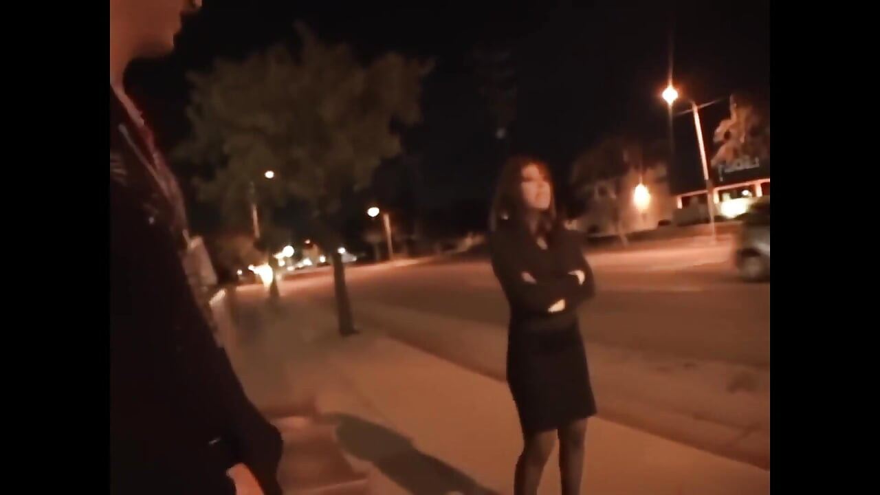 Brittany O'connell ist ein großer schwanz für eine reife frau