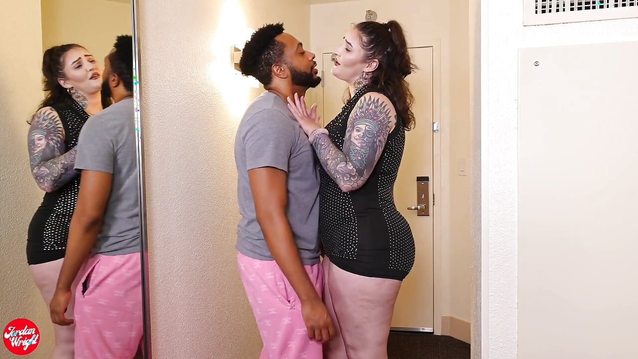Big Booty Takes Creampie