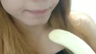 Jedzenie banana bjjjjjj
