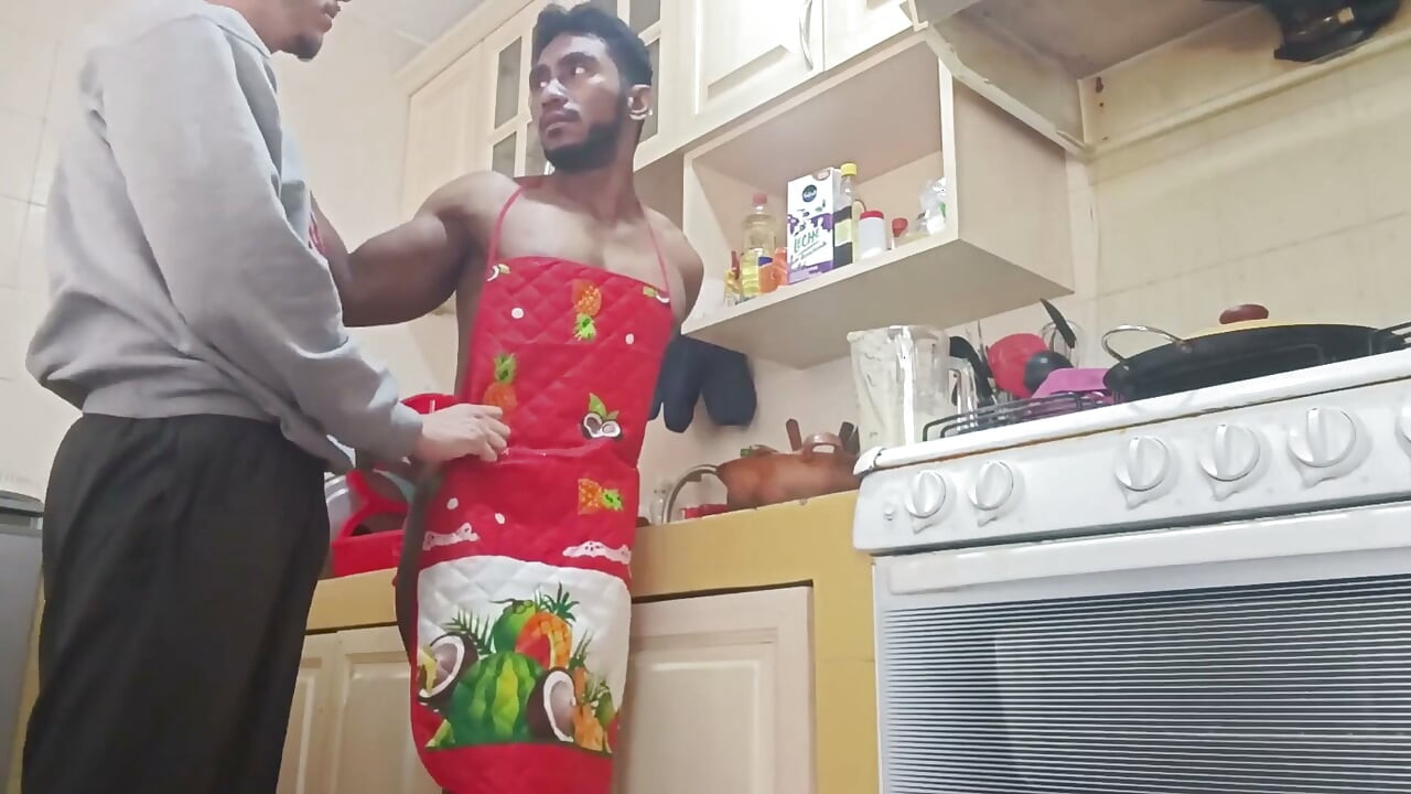 Bodybuilder Eaten at the Kitchen - Has to Eat His Own Cum