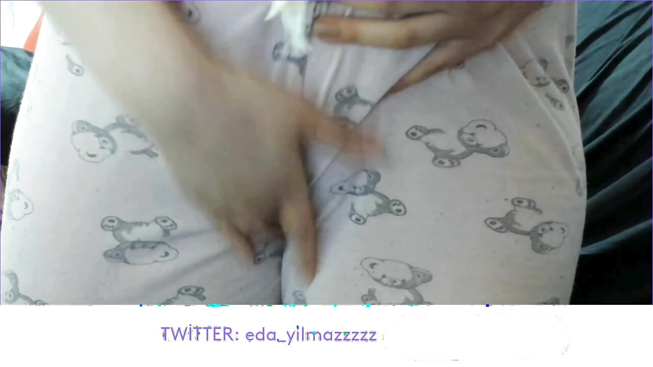 MASTURBATE PAJAMA- RUBBING PUSSY WITH PAJAMA