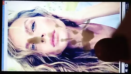 Marlijn Hoek cumtribute