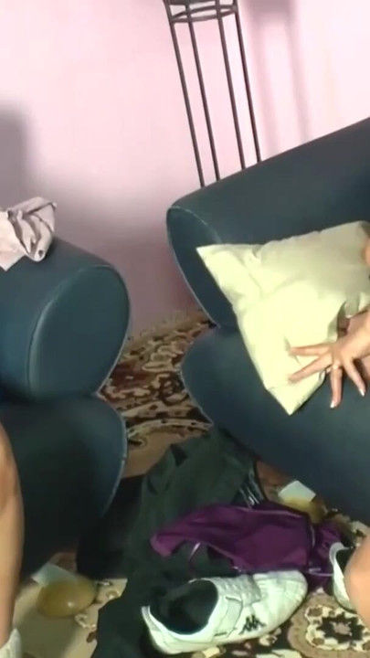Jaw-dropping moment from "wet mom gives it all"